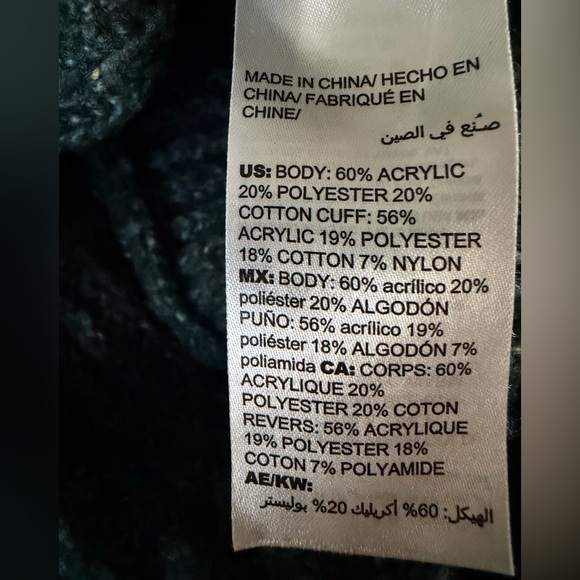 Chico's Dark Green Knit Sweater, Size 0 or small, Long Sleeve, Super Comfy, NWOT - Picture 6 of 6